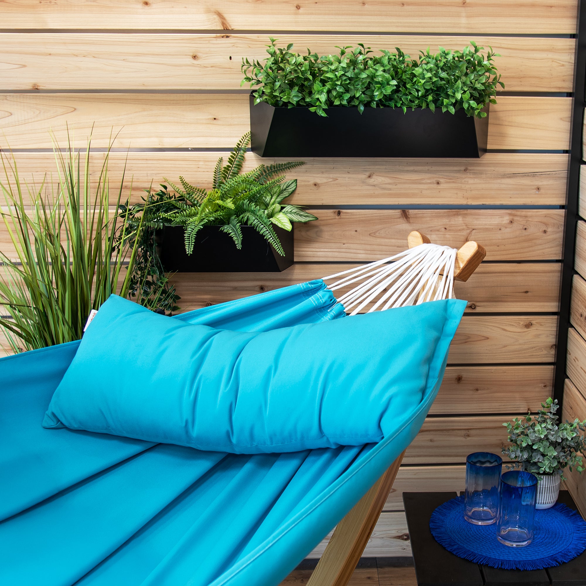 Hamac double Sunbrella® avec support en pin massif (260 cm) - Token Surfside